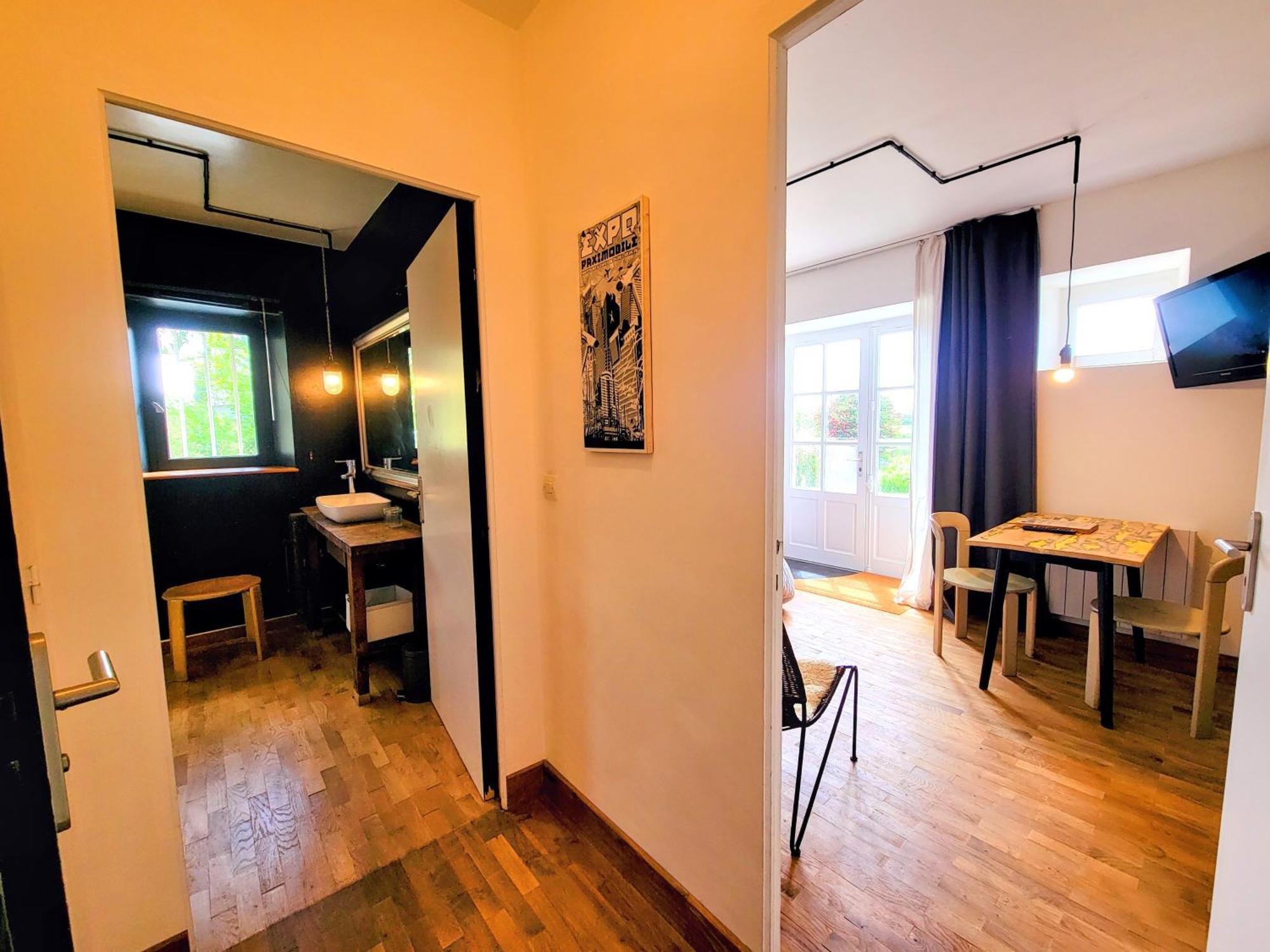 ホテル La Maison Folia Contrieres エクステリア 写真